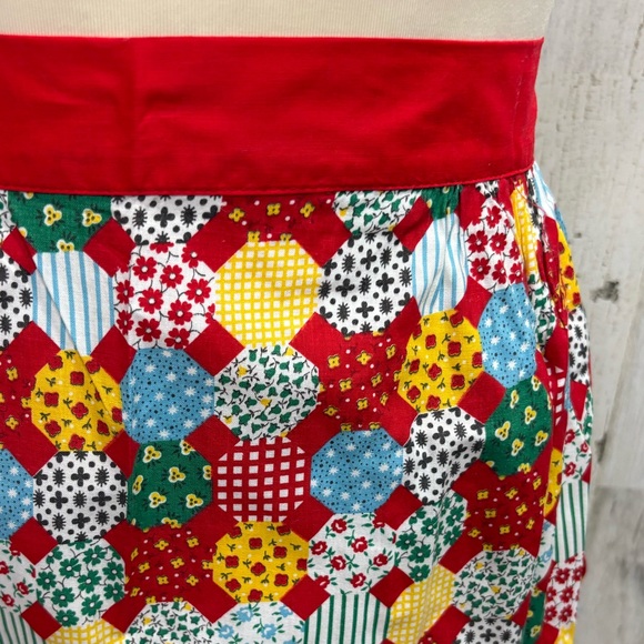 Vintage Handmade Half Apron - Picture 2 of 5